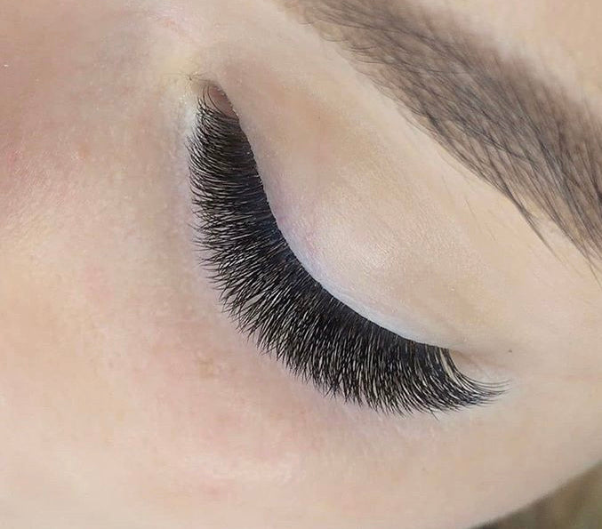 résultat avec Colle Rapide 0.2 seconde Extensions de cils PRO FAST